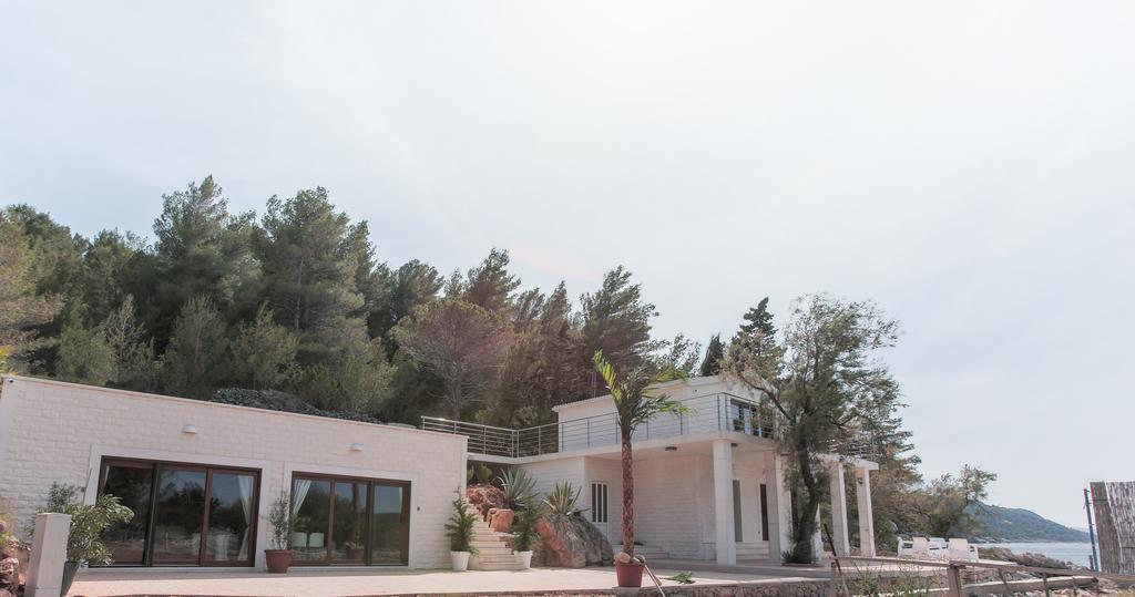 Villa Mendes Zastrazisce Bagian luar foto