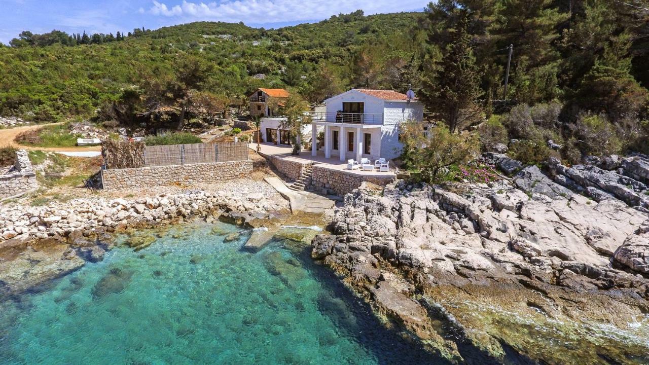Villa Mendes Zastrazisce Bagian luar foto